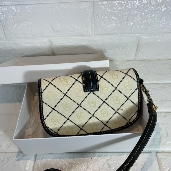 Dooney & Bourke Wristlet Vintage - Picture 4 of 16